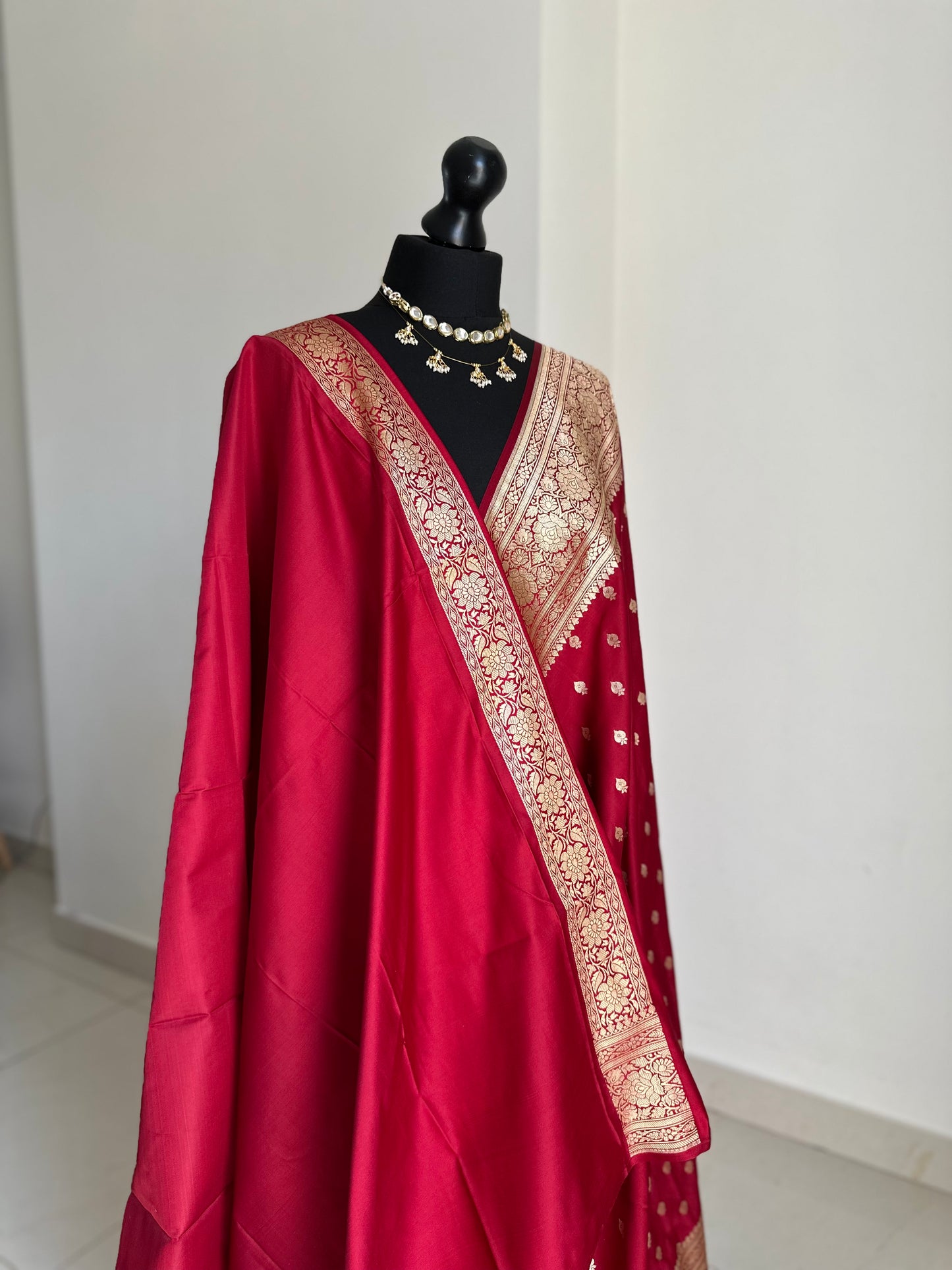 Banarasi silk in maroon Wedding Saree with gold Zari. Gold maroon koorai Saree Traditional Saree with plain contrast blouse with Fall Pico