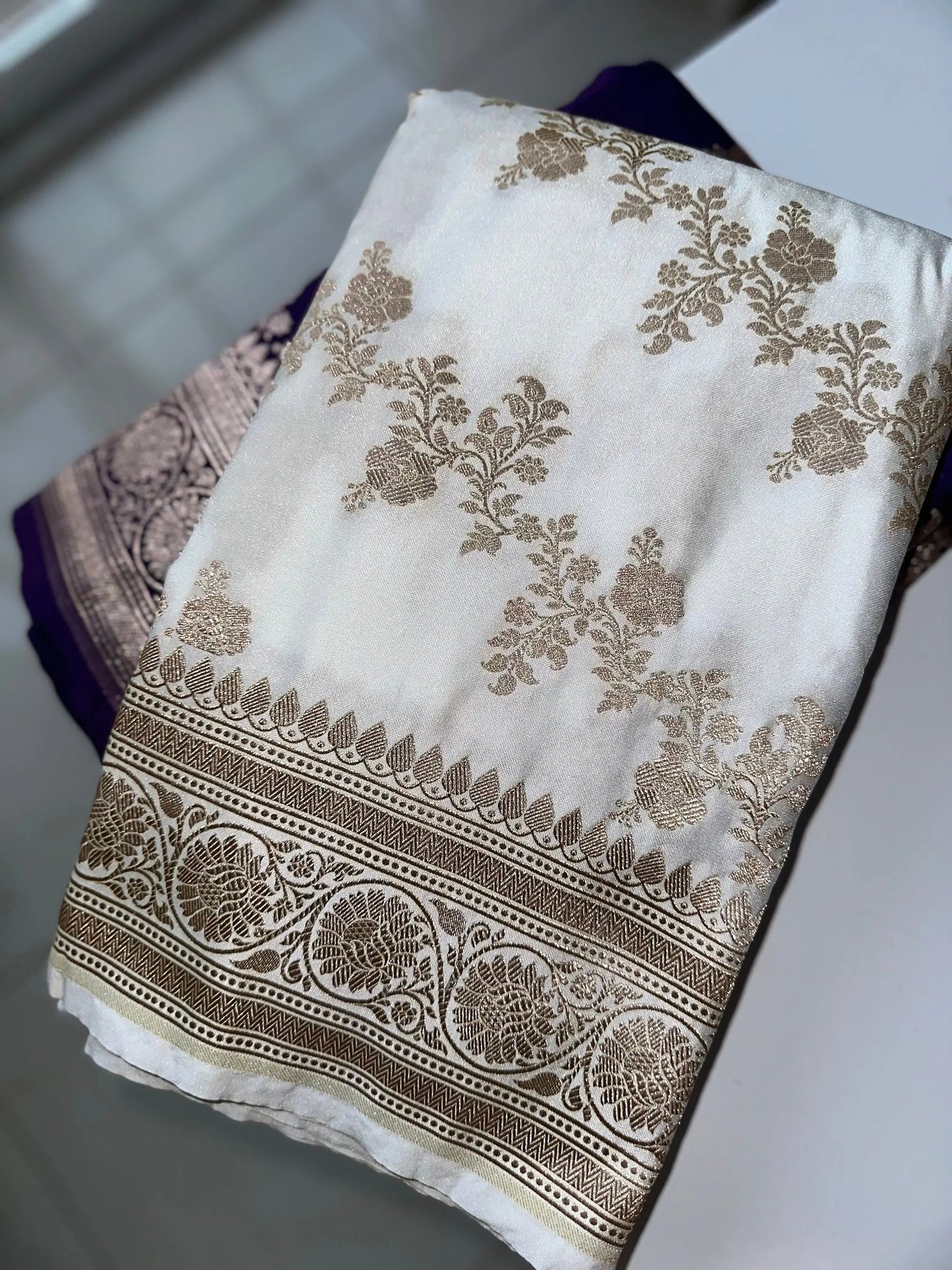 Banarasi silk off white. Wedding Saree with gold Zari. Cream silk Traditional Saree with plain blouse. Jaal design silk saree - LaiLai Sarees
