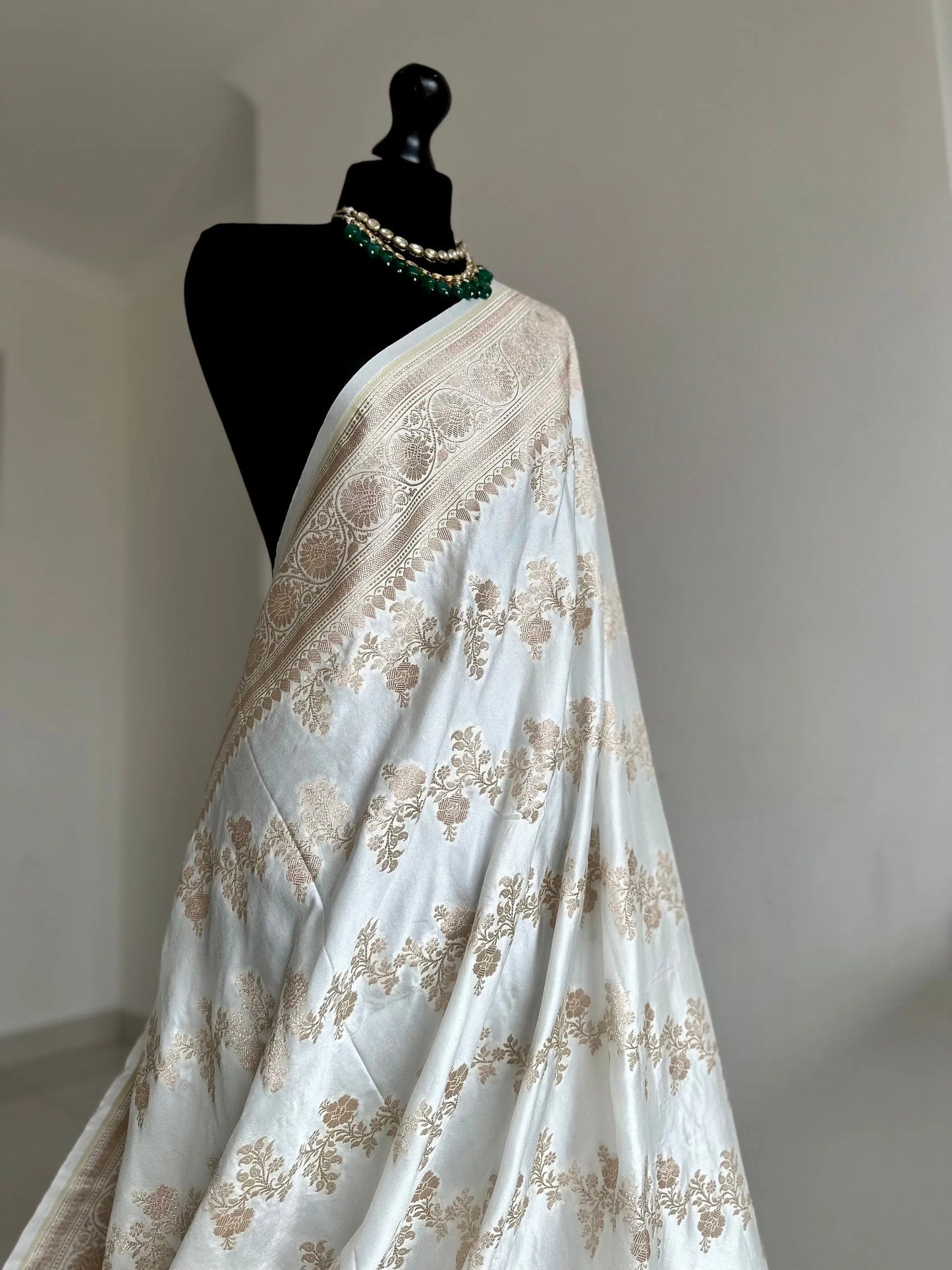 Banarasi silk off white. Wedding Saree with gold Zari. Cream silk Traditional Saree with plain blouse. Jaal design silk saree - LaiLai Sarees