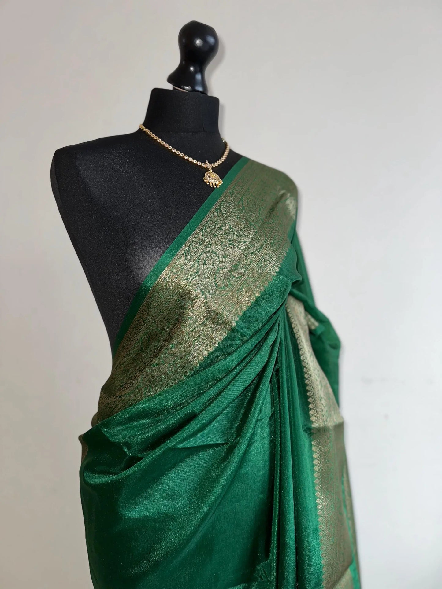 Green chiffon semi silk saree with antique gold border. - LaiLai Sarees