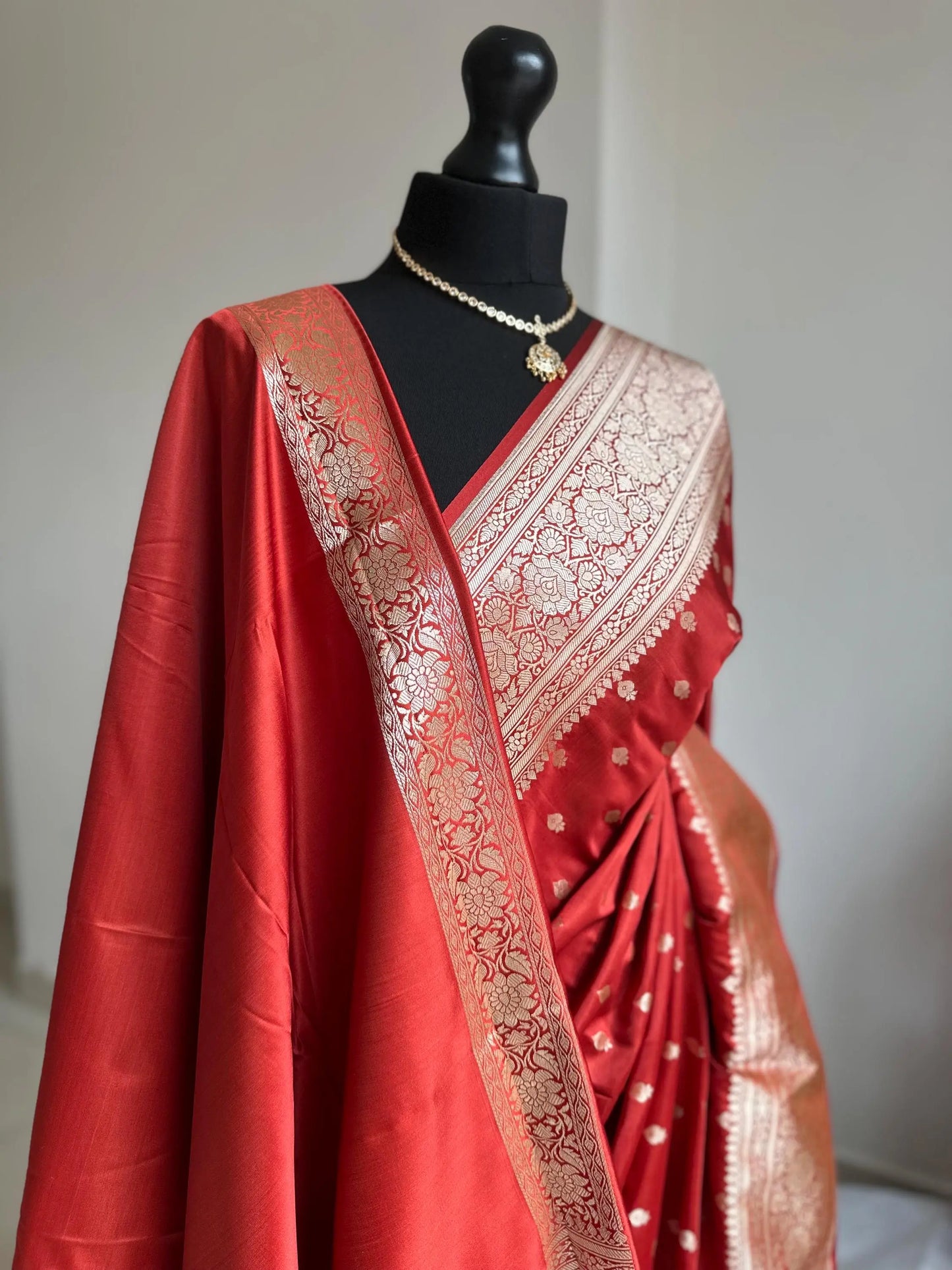 Banarasi silk brick red wedding saree with gold zari - LaiLai Sarees