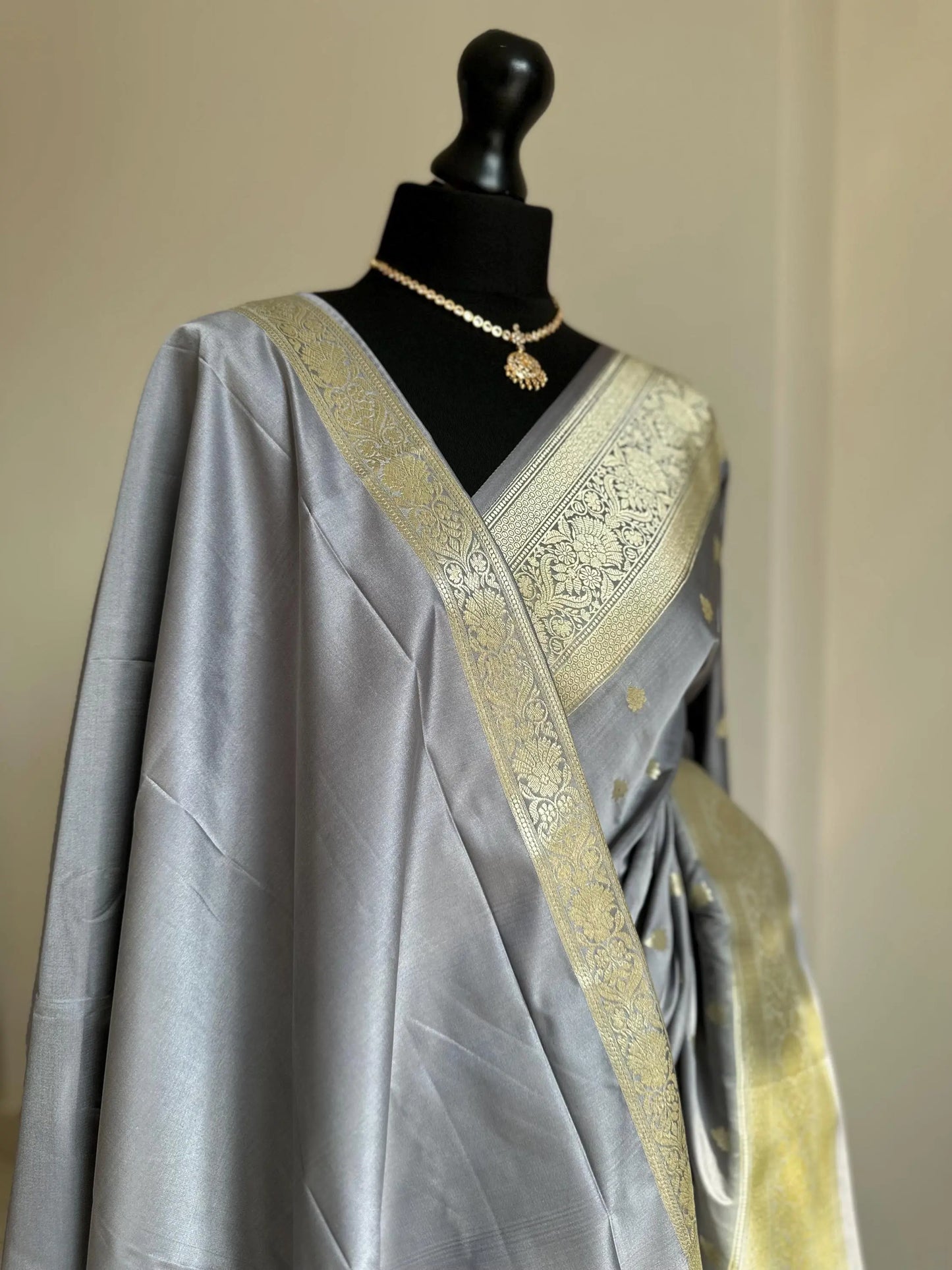 Banarasi silk grey wedding saree with gold zari. Gold and grey silk traditional saree with plain contrast blouse with border - LaiLai Sarees