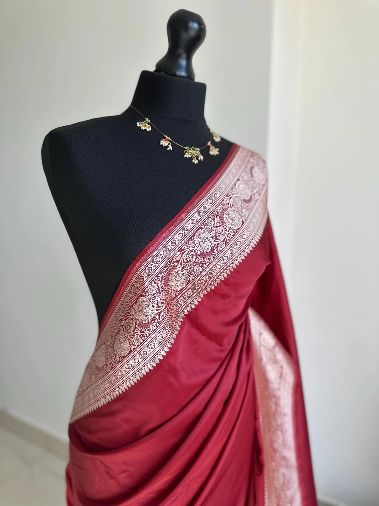 Maroon banarasi silk saree plain body, worked blouse, embroidered border, zari wedding saree, festive wear, party wear, traditional sari Etsy