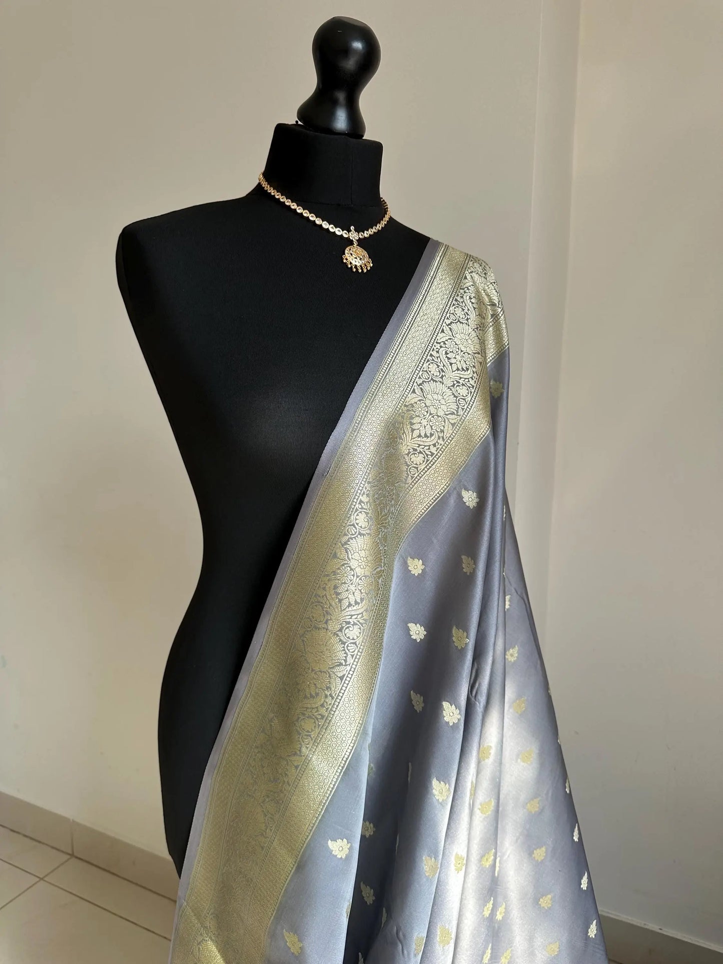 Banarasi silk grey wedding saree with gold zari. Gold and grey silk traditional saree with plain contrast blouse with border - LaiLai Sarees
