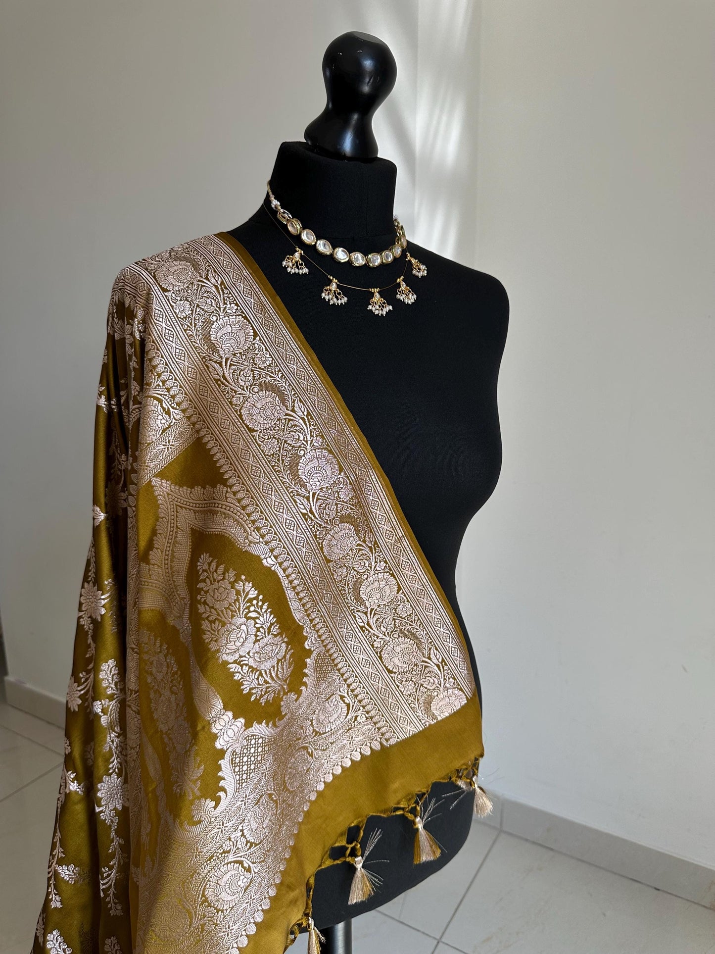 Banarasi olive wedding mashru Saree with champage gold Zari. Gold olive traditional modern Saree with plain contrast blouse and fall picot