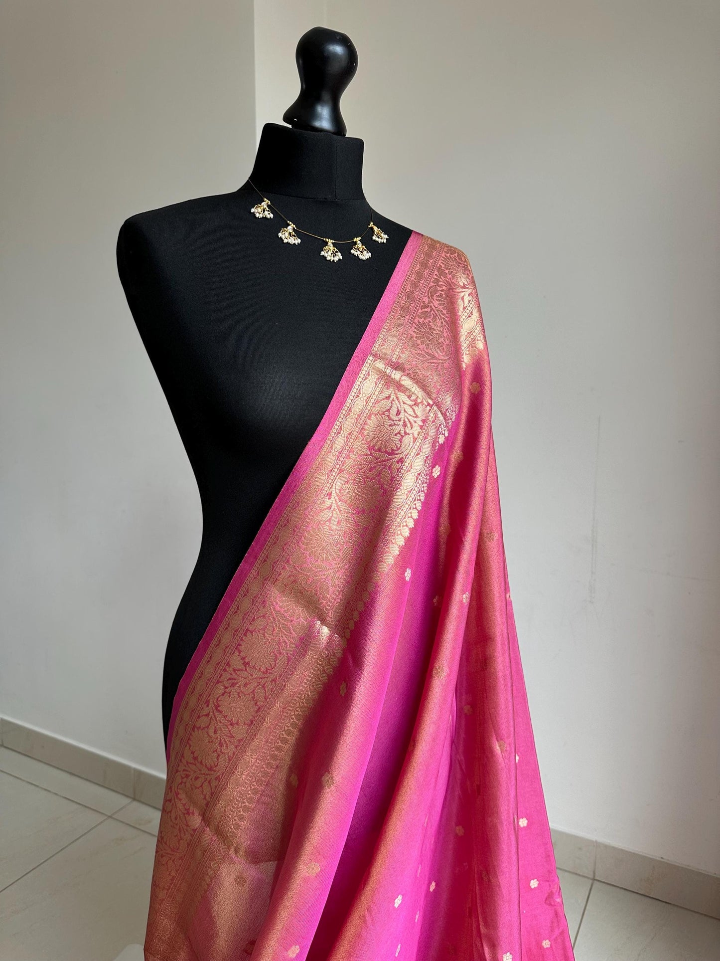 Statement handmade pink soft tissue saree with unstitched blouse. Gold and pink wedding saree. Unique saree look for events
