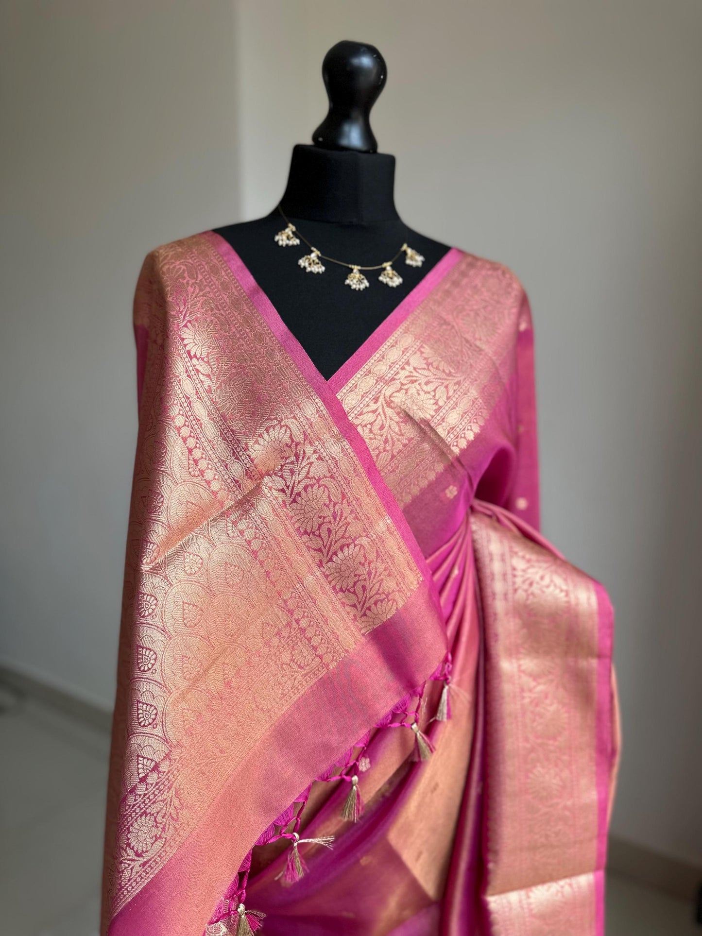 Statement handmade pink soft tissue saree with unstitched blouse. Gold and pink wedding saree. Unique saree look for events