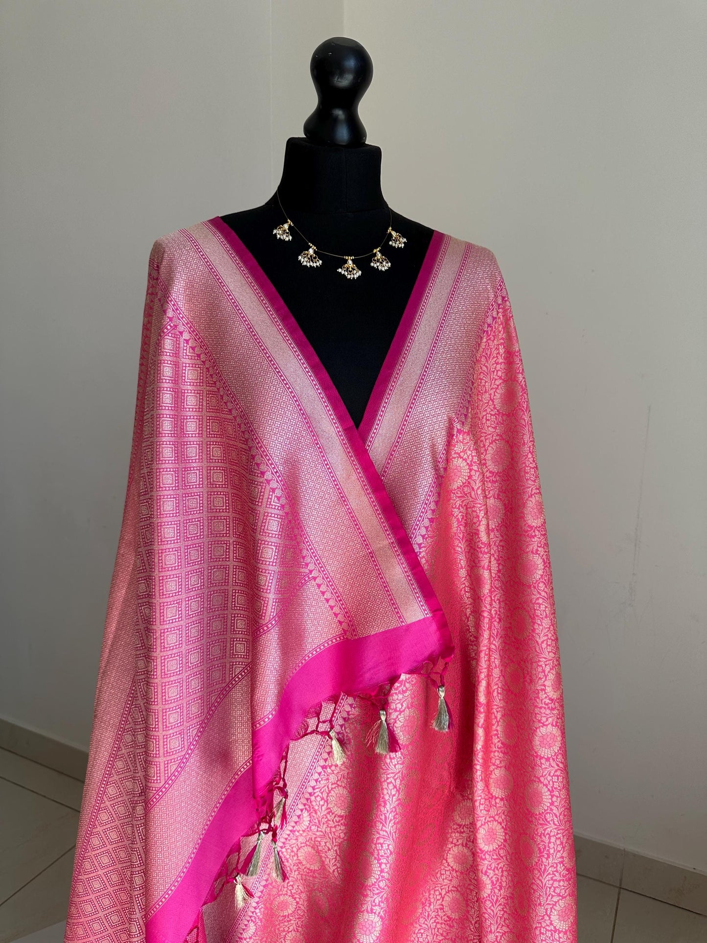 Pink semi silk saree with gold jacquard weave. Indian wedding saree festive banarasi style sari traditional ethnic wear for women