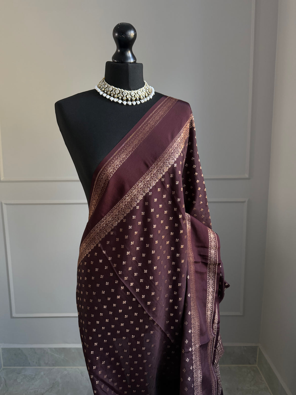 Chocolate brown handloom silk saree with gold zari border | wedding saree Traditional silk saree