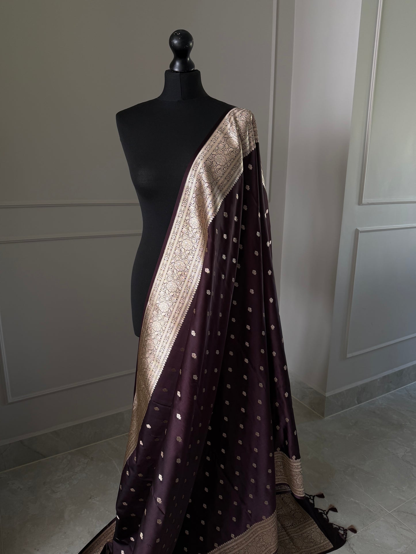 Deep mauve purple and gold katan semi silk wedding saree with  gold zari. Stunning soft and elegant saree for bridal and occasion wear