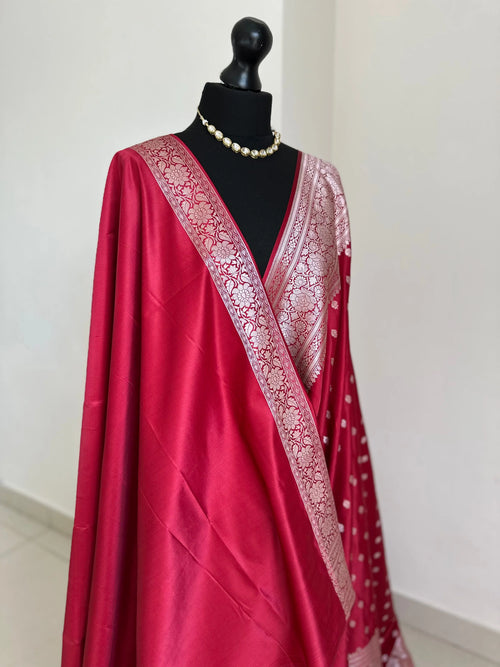 Sample Sale: Vintage Red Banarasi Silk Saree with Gold Zari. Comes with Readymade blouse size 8