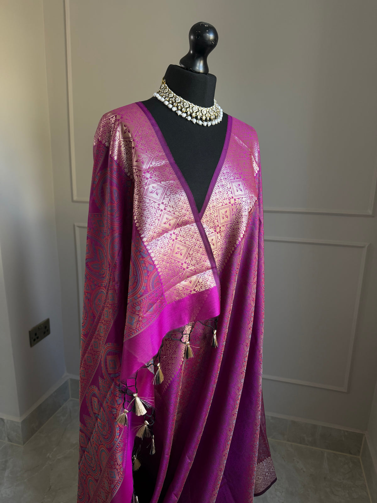 Magenta Jamdani weave soft silk saree
