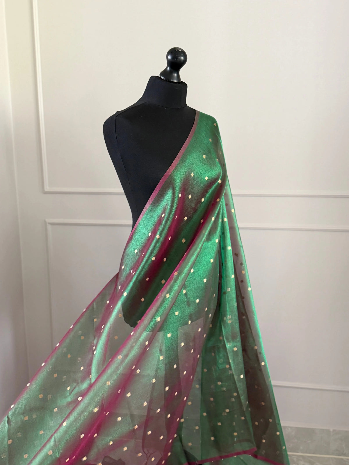 Green and Wine Dual-Tone Tissue Saree