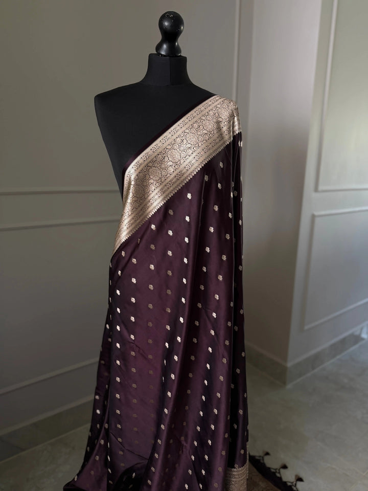 Deep mauve purple and gold katan semi silk wedding saree with  gold zari. Stunning soft and elegant saree for bridal and occasion wear LaiLai Sarees