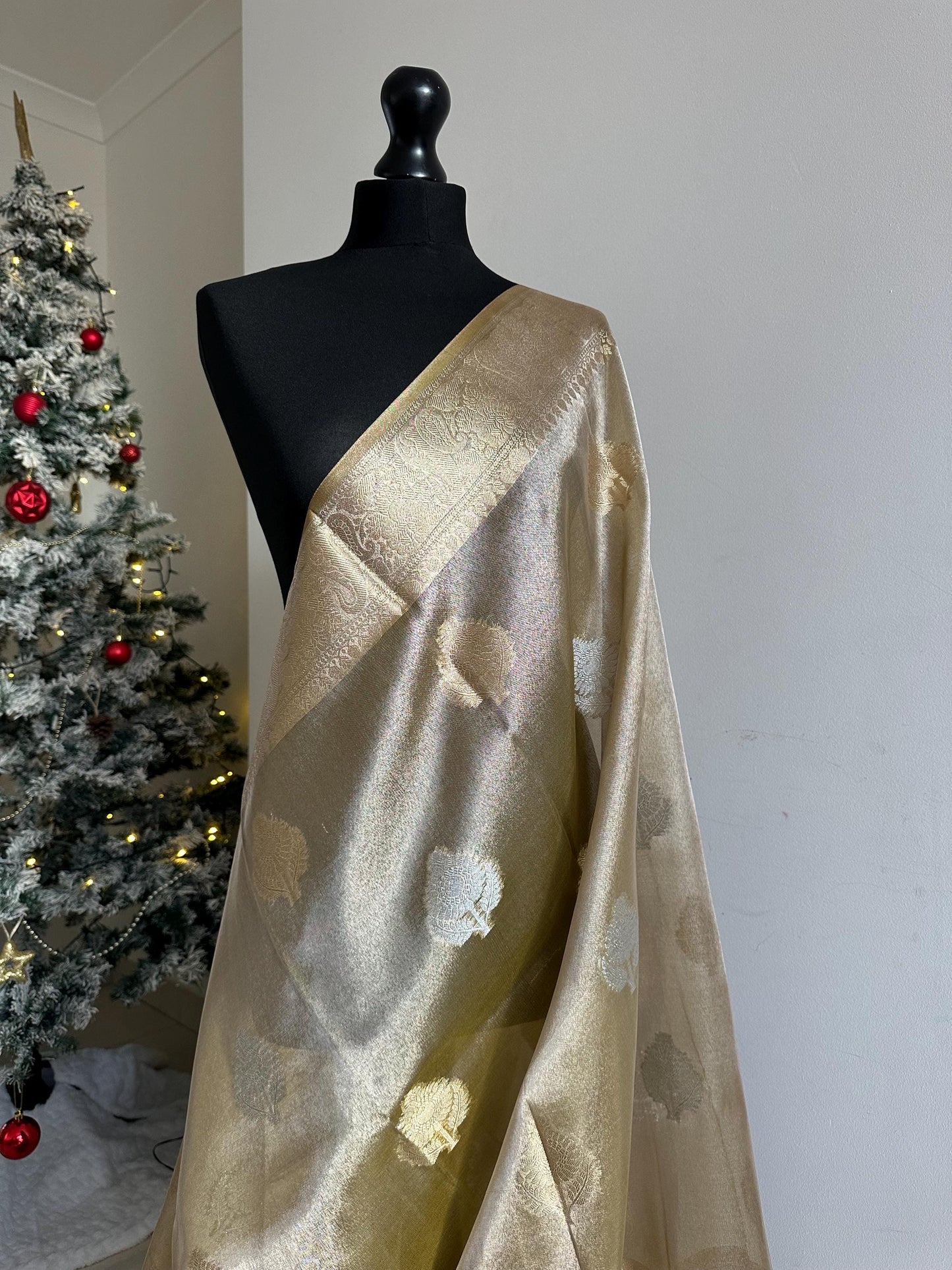 Gold shimmer soft tissue saree with border and unstitched blouse. Soft gold wedding guest party traditional saree unique saree look