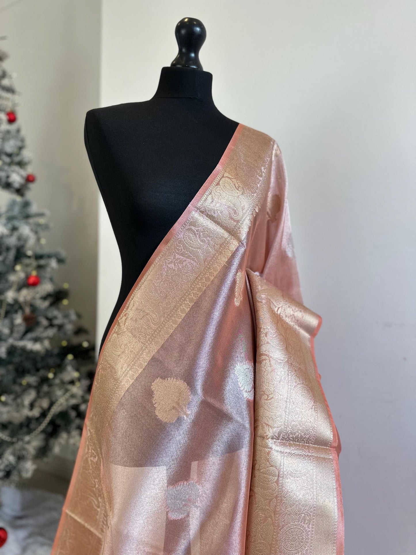 Peach gold silver soft tissue saree with border and unstitched blouse. Soft peach wedding guest party traditional saree unique saree look