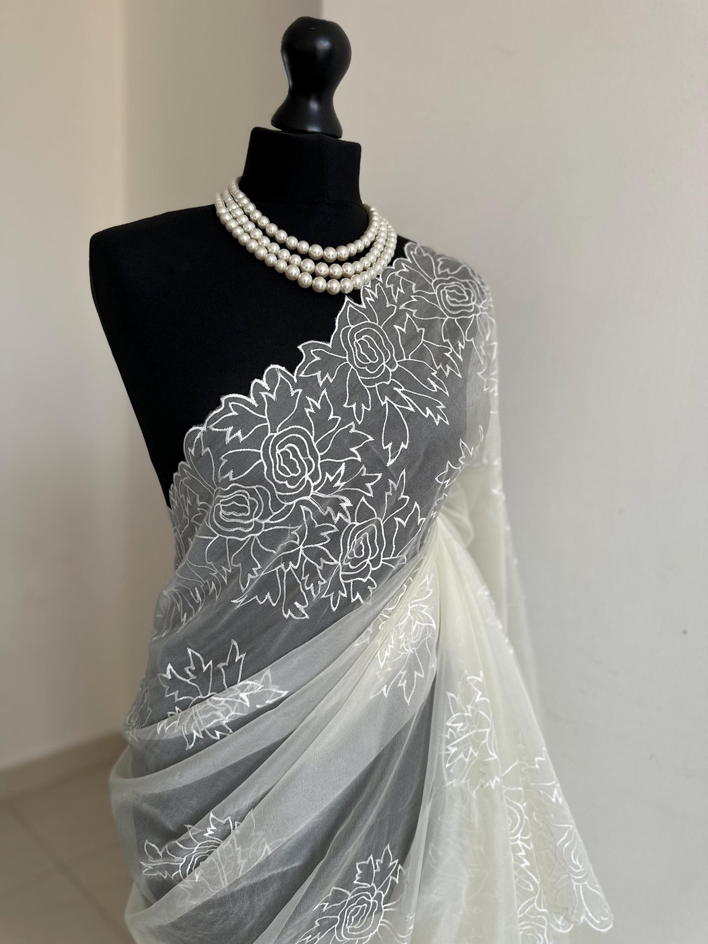 [PRE-ORDER] Dainty ivory soft bridal organza saree with cut work floral embroidered border