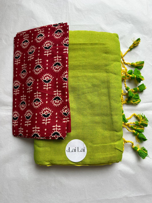 Light green cotton handloom saree with kalamkari art blouse. Very soft pure khadi cotton saree. Dark green printed blouse.