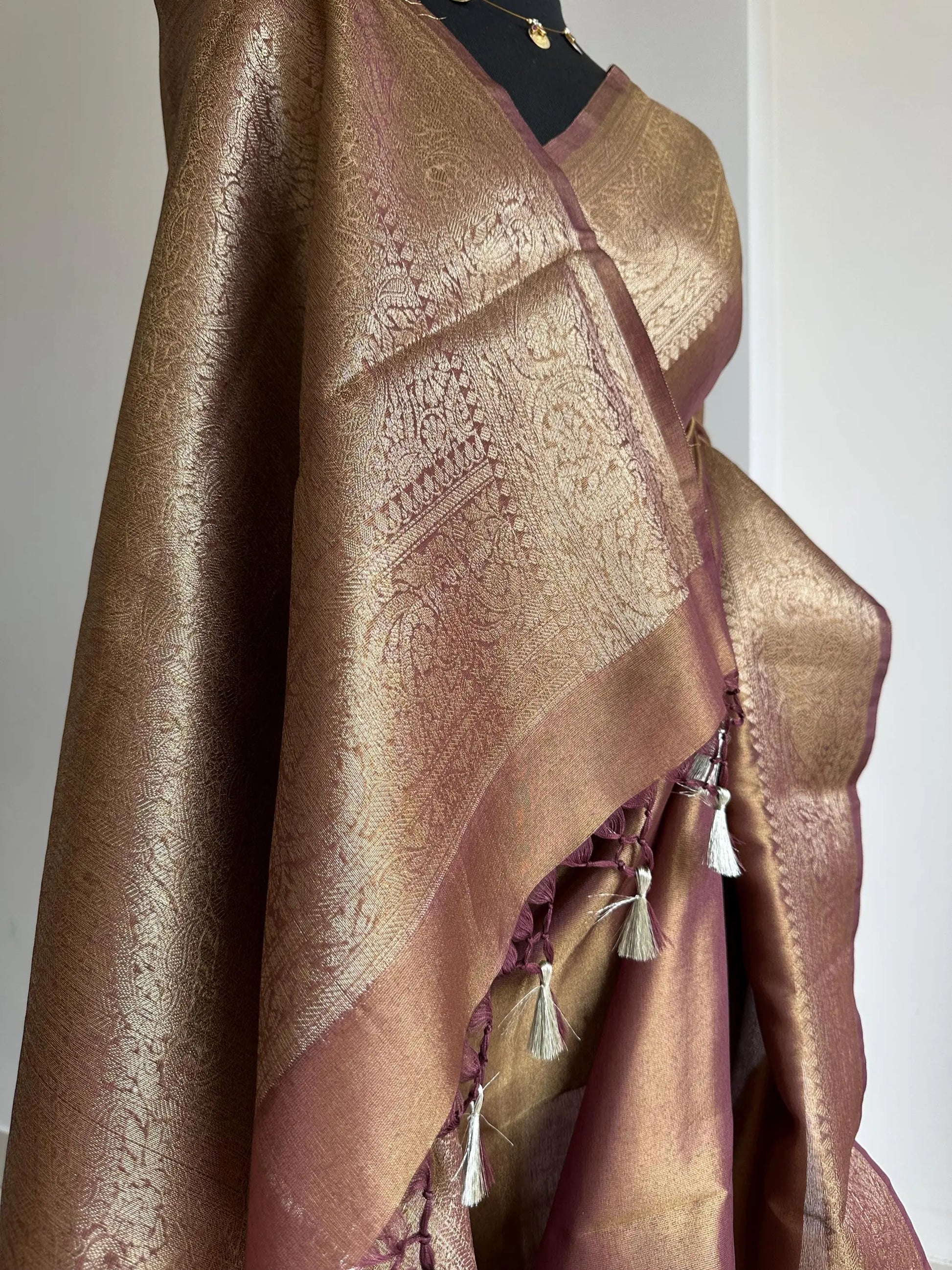 Gold and maroon dual toned plain shimmer soft tissue saree with border and unstitched blouse. Elegant wedding guest saree unique saree look LaiLai Sarees
