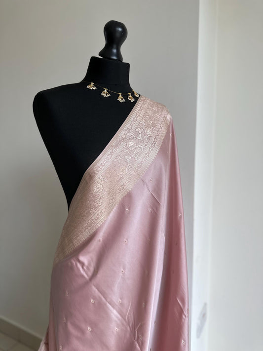 Powder pink Katan silk Wedding Saree with gold Zari. Gold and soft pink stunning saree for bridal and occasion wear